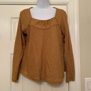 Maeve by Anthropologie. Size small. Gold top